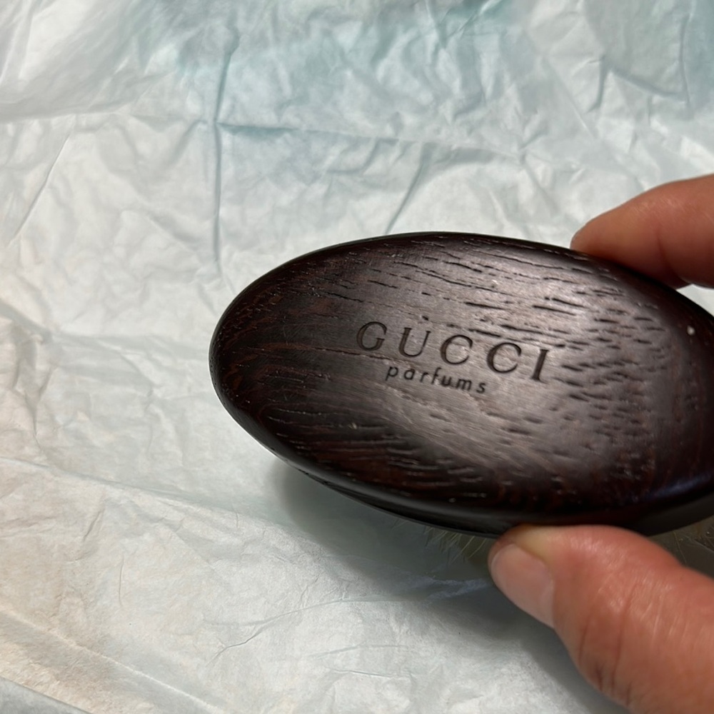 Gucci Brown Grooming Brush with Polished Handle